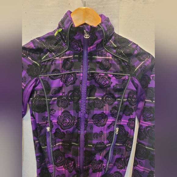 IVIVVA Sz 10 by Lululemon Lightweight Jacket - Picture 5 of 10